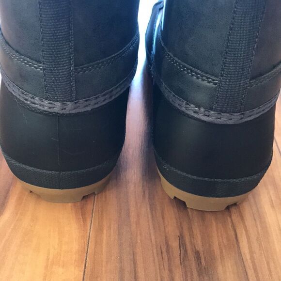 NEW Universal Thread Duck Boots‎ - Picture 6 of 8